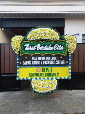 Papan Bunga Duka di Pelamunan